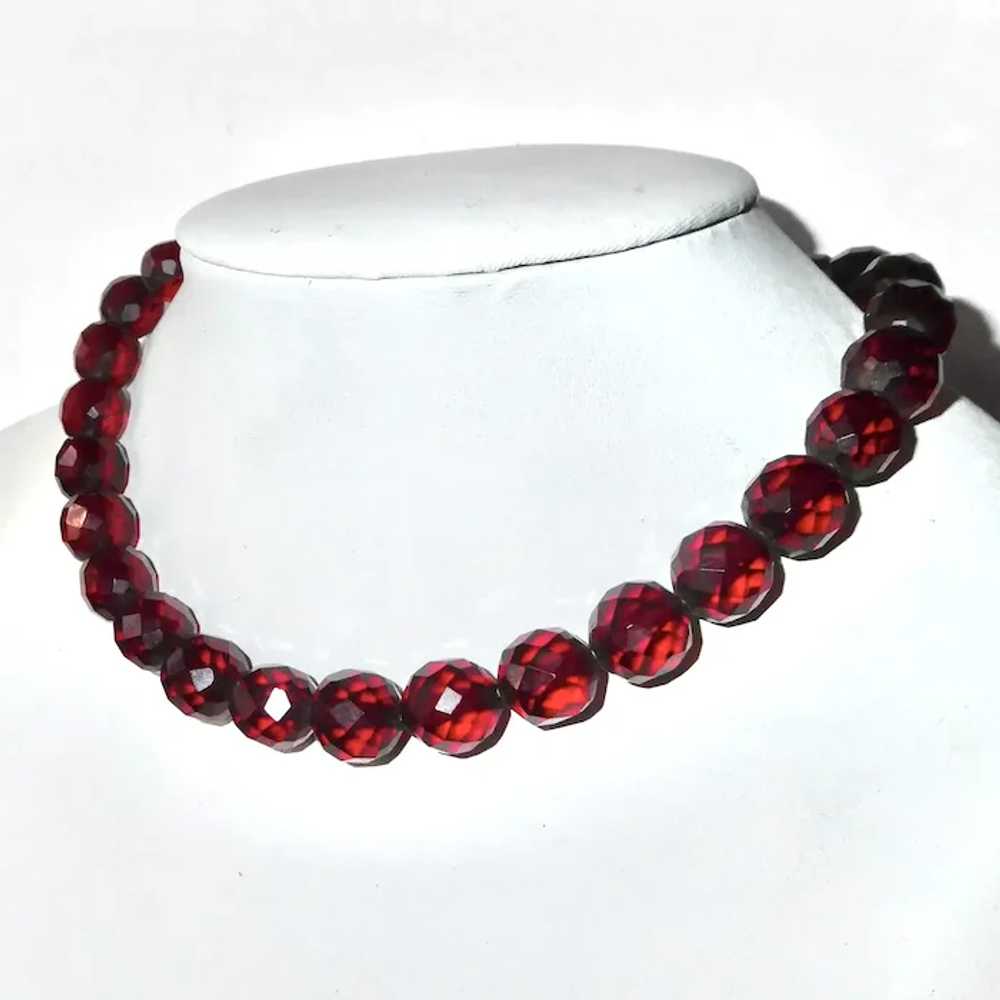 Cherry Amber Faceted Bakelite Choker Necklace - image 3