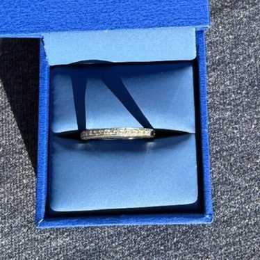 18k White Gold Diamond Ring Band Size 6.5 - image 1