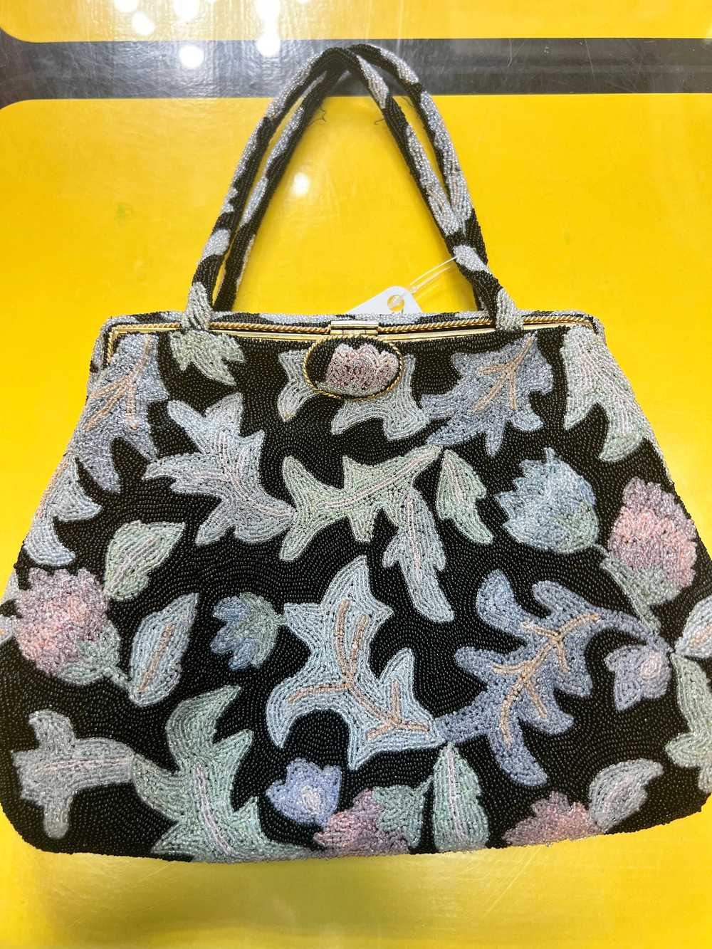 40’s-50’s Black Beaded Leaf Pattern Purse - image 4