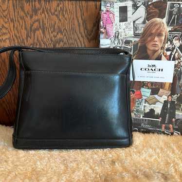 バッグ Vintage Coach Bleaker Black shoulder bag Vintage Coach Bleaker Canvas Leather Flap Shoulder Bag 11434