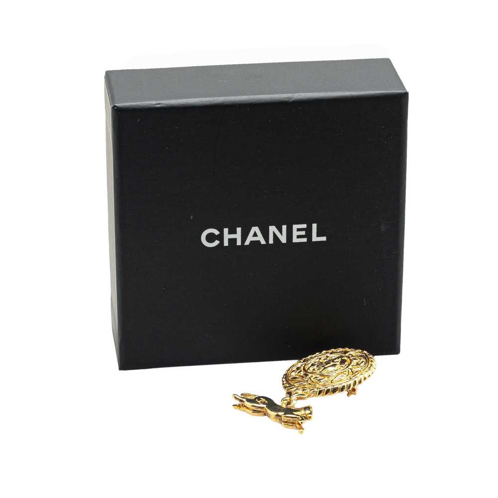 Chanel Gold Gold Plated CC Horsetop Brooch - image 4