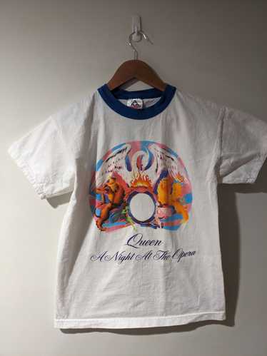 Vintage queen tour - Gem