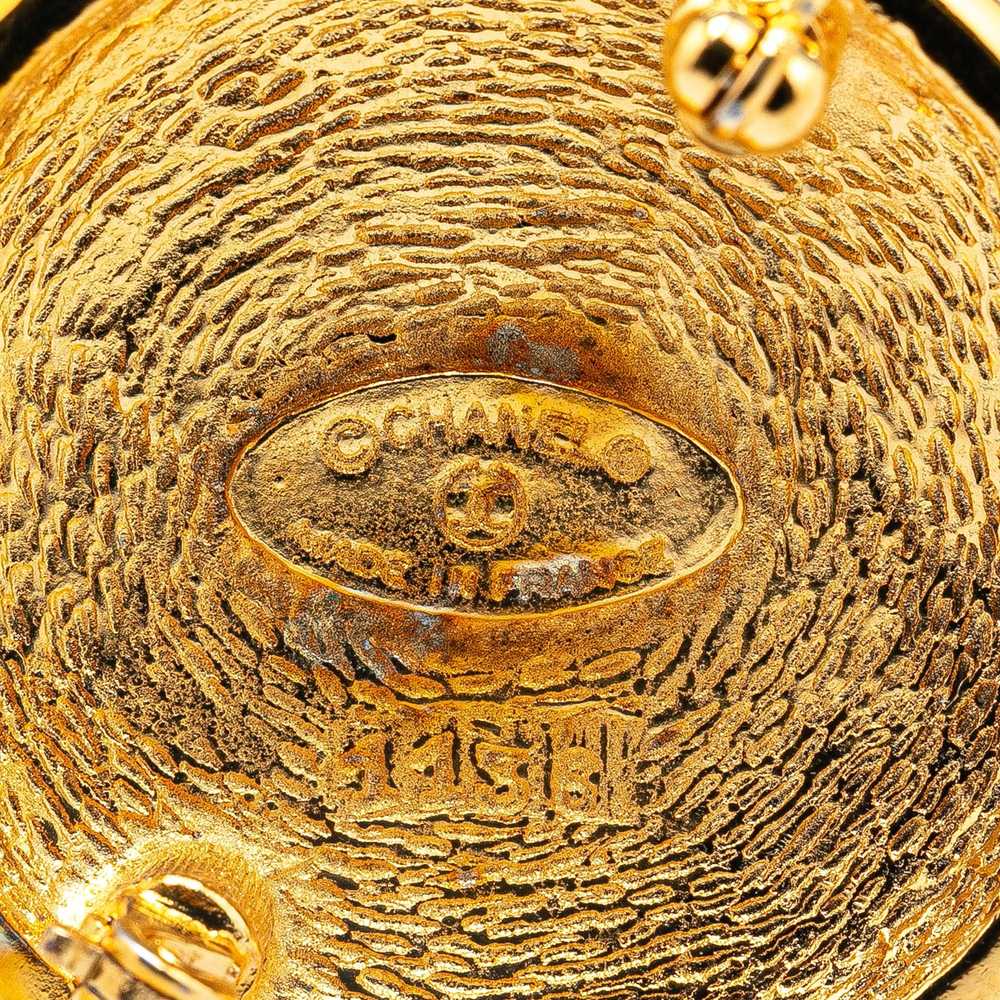 Chanel Gold Gold Plated CC Round Brooch - image 3