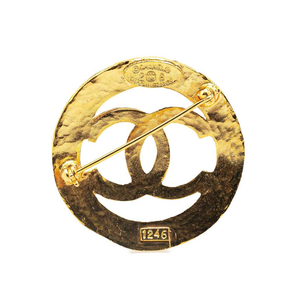 Chanel Gold Gold Plated CC Round Brooch - image 2