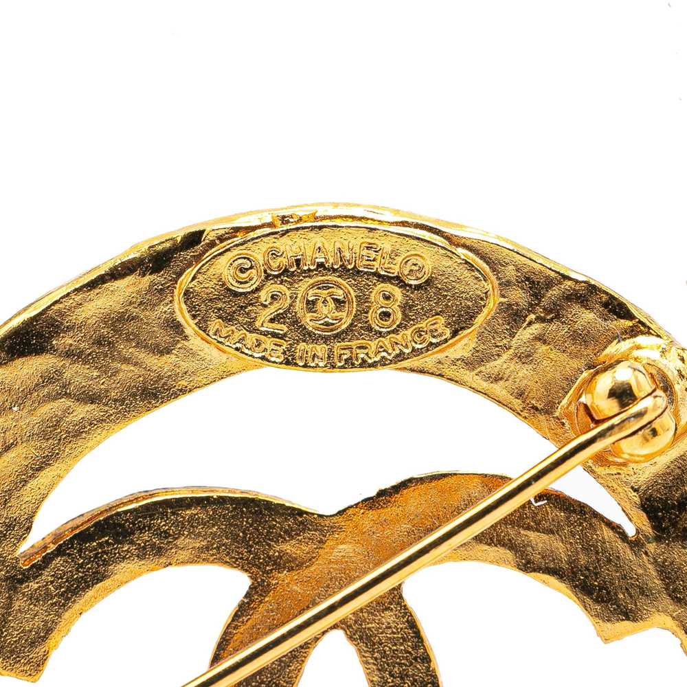 Chanel Gold Gold Plated CC Round Brooch - image 3