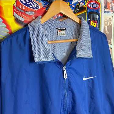 Nike wind breaker