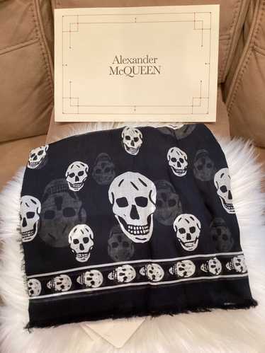 Alexander McQueen Alexander McQueen Classic Skull 