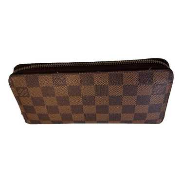 Louis Vuitton Zippy wallet