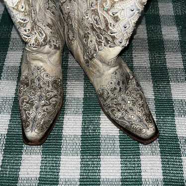 Woman’s corral bone ivory glitter inlay boots