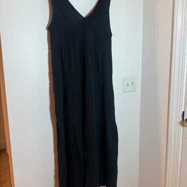 Quince floor length black dress size M