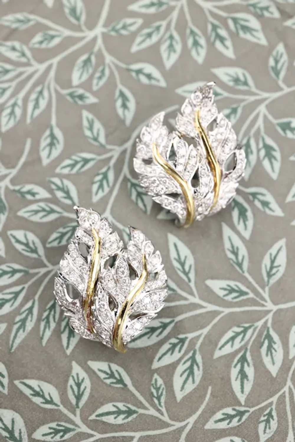 Buccellati, 18K Gold Diamond Leaf Earrings - image 6