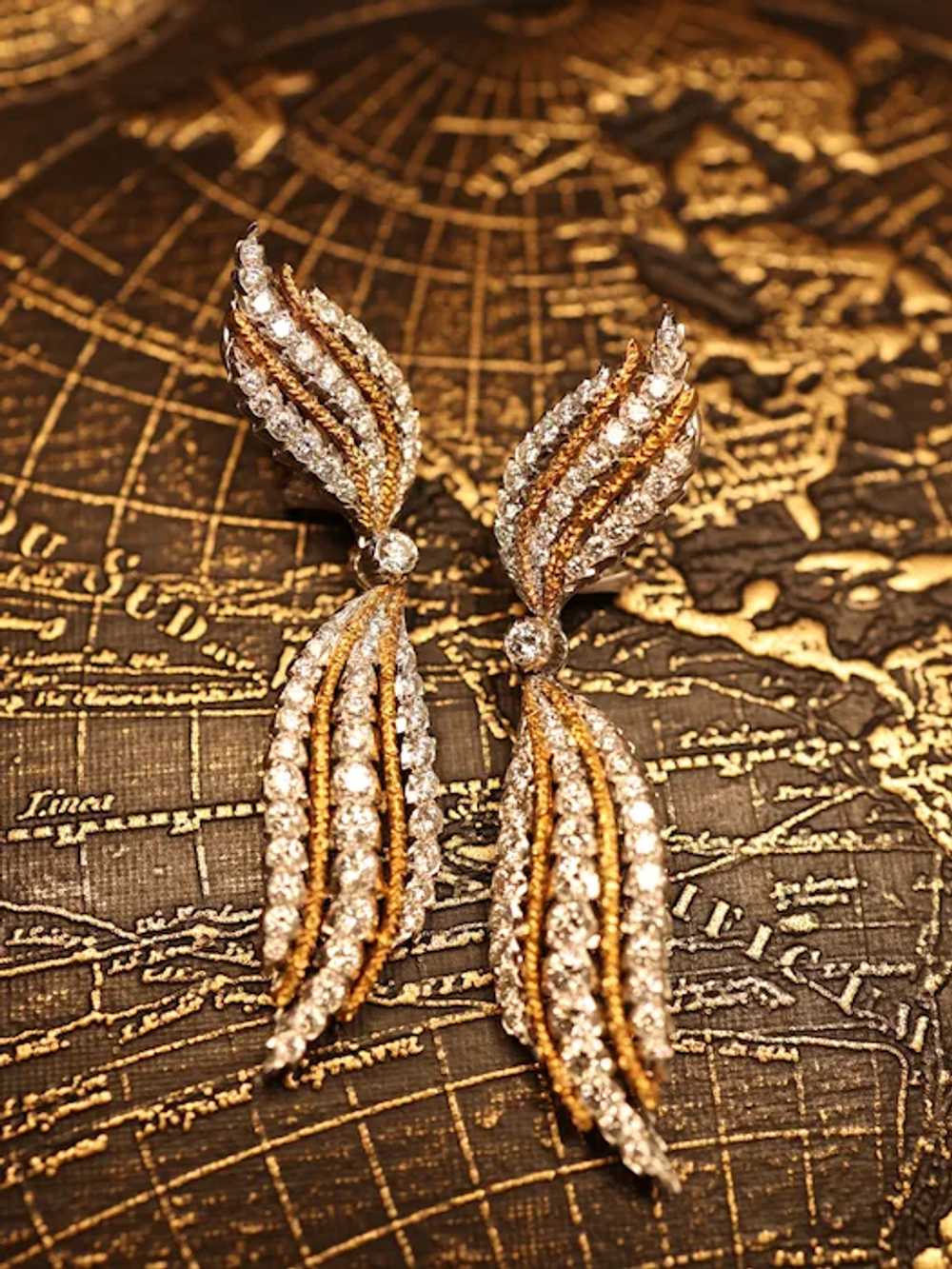 Buccellati, 18K Gold Diamond Earrings - image 4
