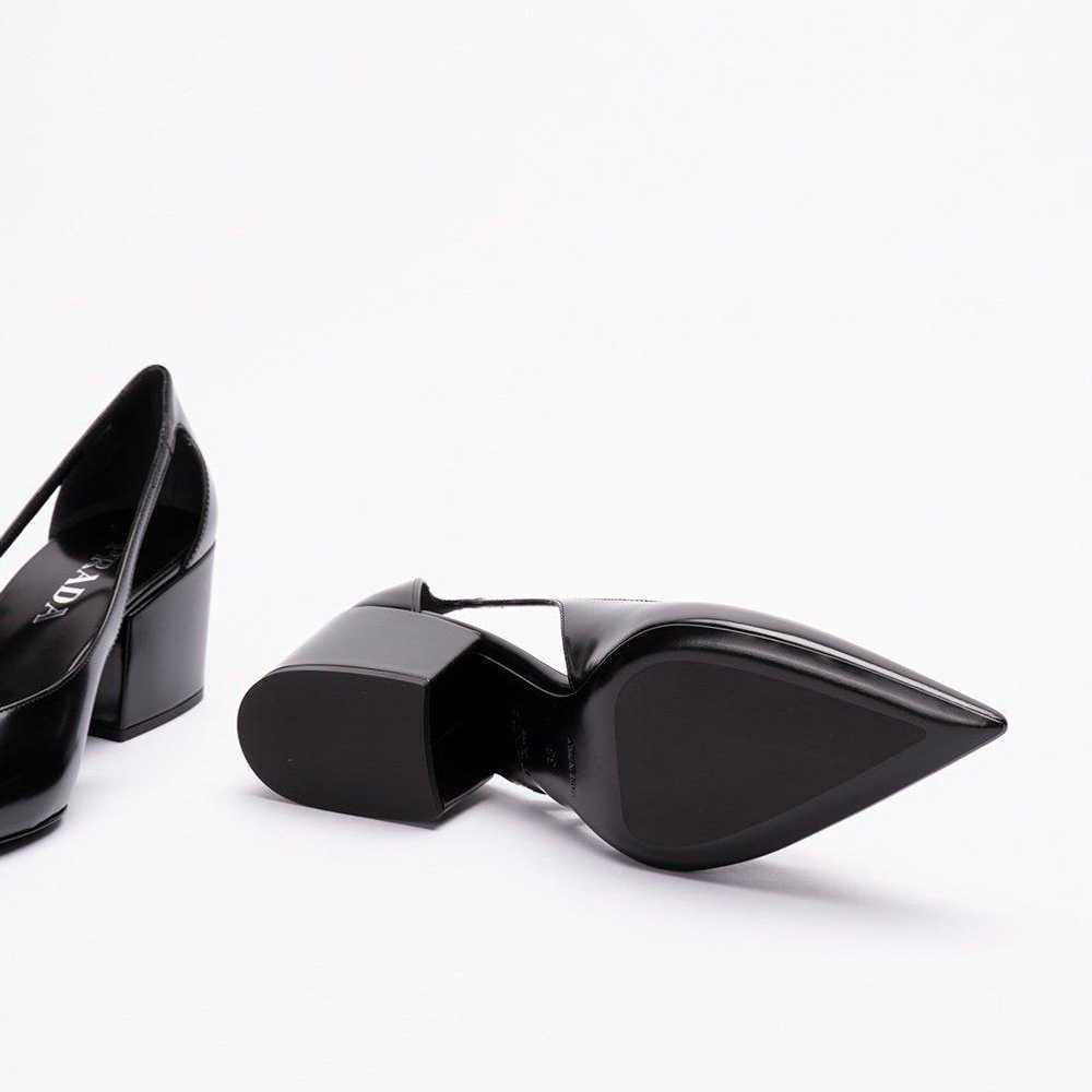 Prada Leather heels - image 4