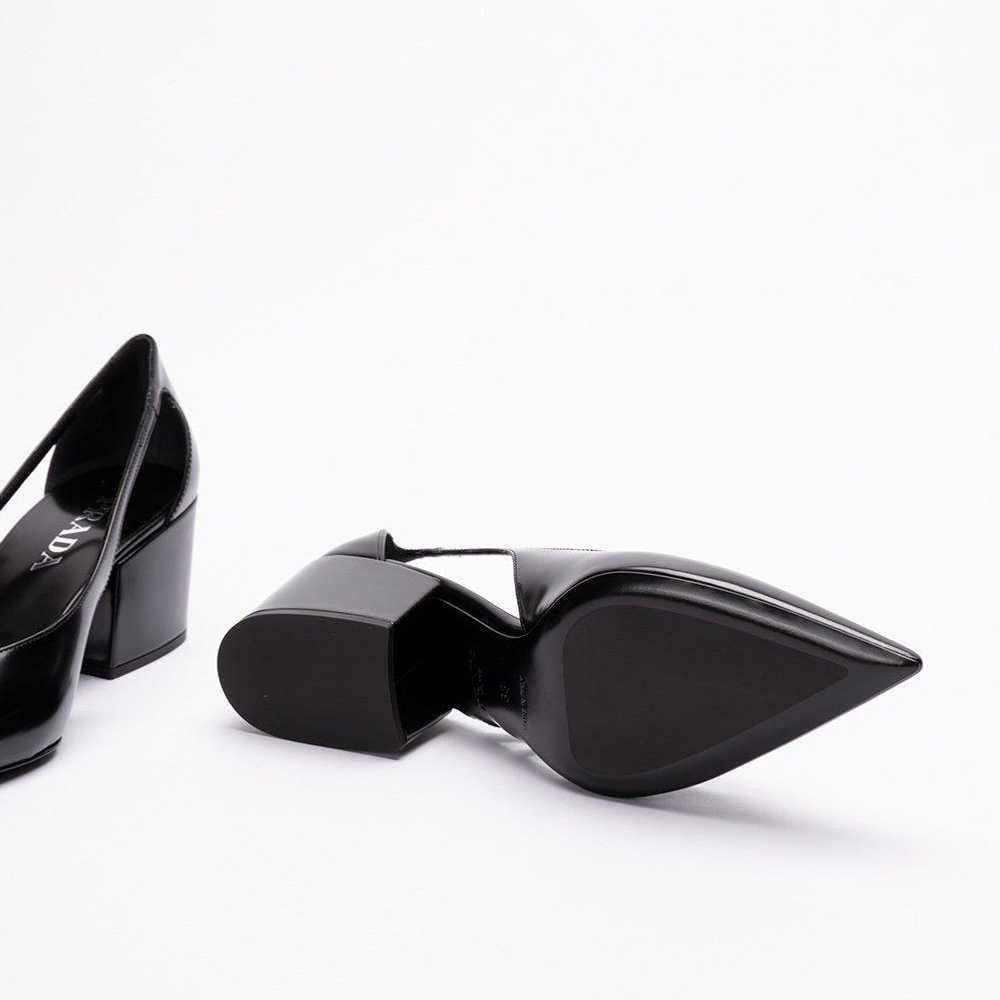 Prada Leather heels - image 4