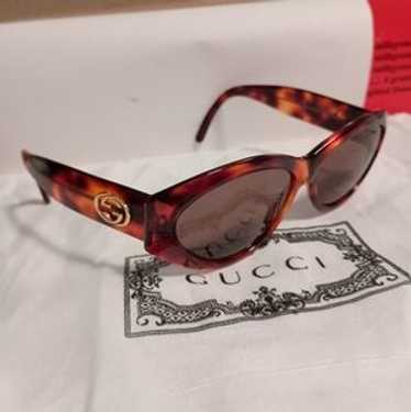 小物 Vintage Gucci Side Logo Sunglasses 小物 Vintage Gucci Side Logo Sunglasses