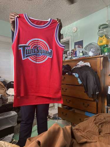 Champion Vintage Michael Jordan tune squad jersey 