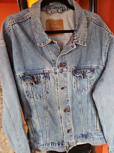 最終値下げ　Levi's Vintage Denim Jackets Levi's Type 1 Jacket Sells For $78,000 at Auction - BIDSTITCH