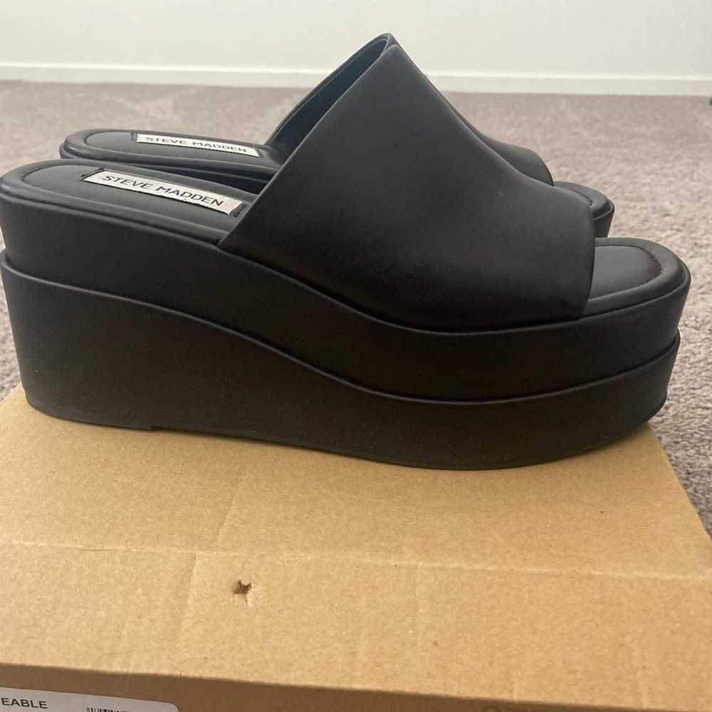 Steve Madden black platform - image 3