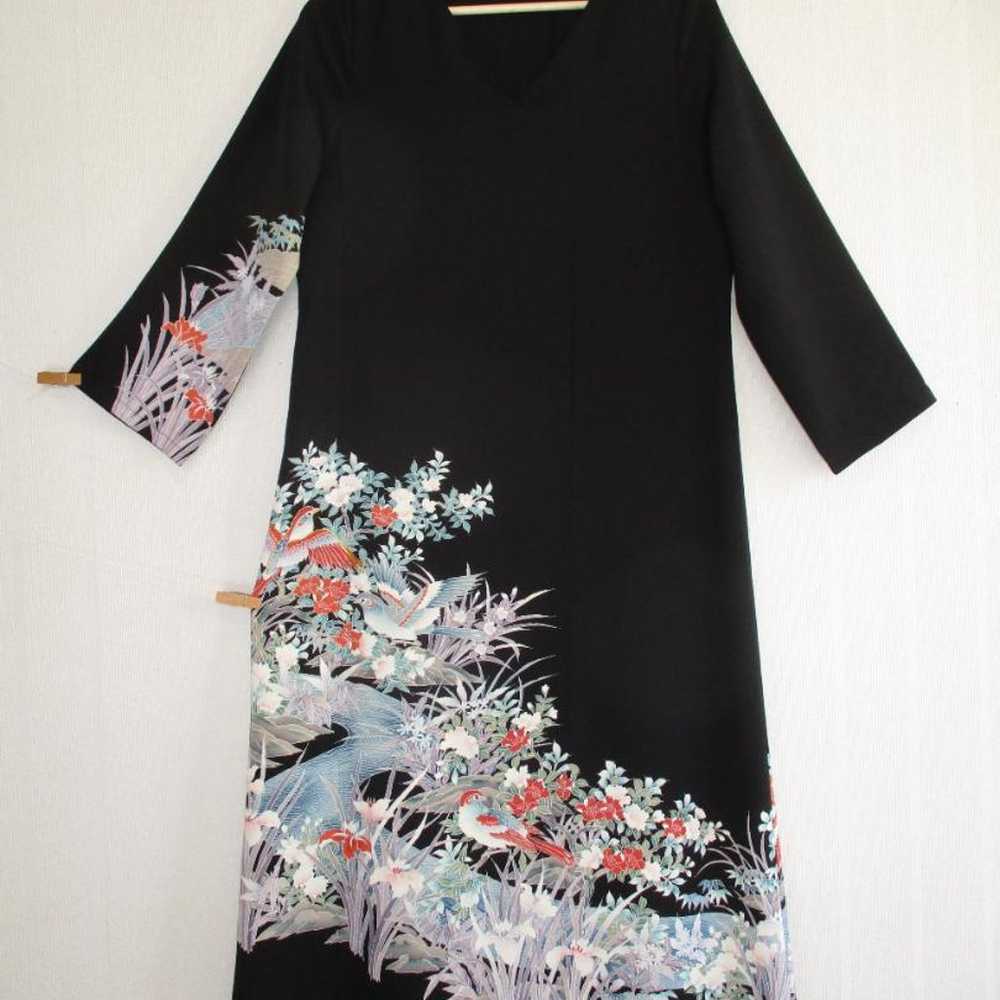 This is a V-neck kimono remake dress made from a … - image 7