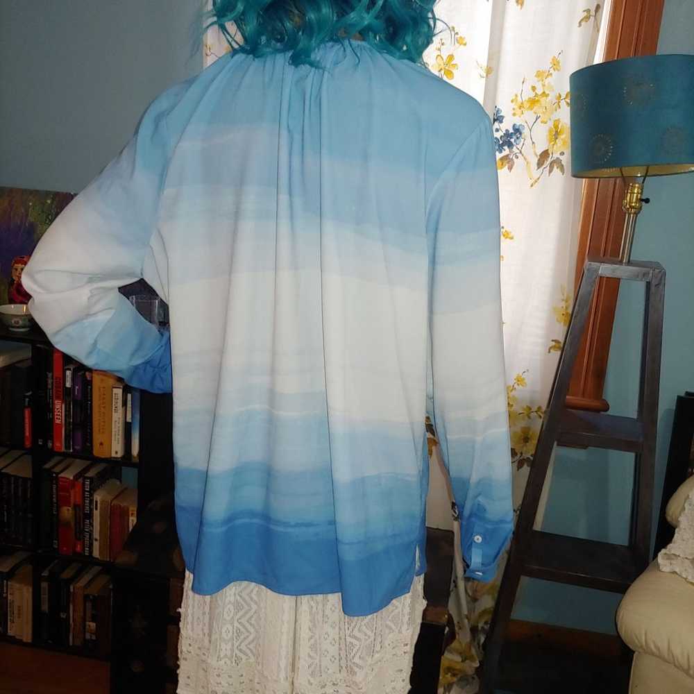 Kelly Clinton blue ombre long sleeve L - image 3