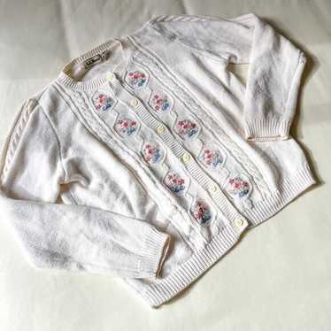 L.L. Bean white floral embroidered vintage cottage