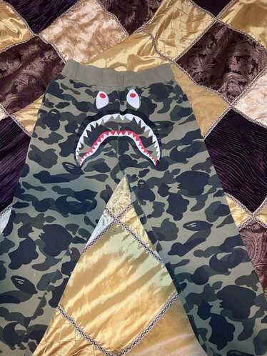 Bape shark pants - Gem