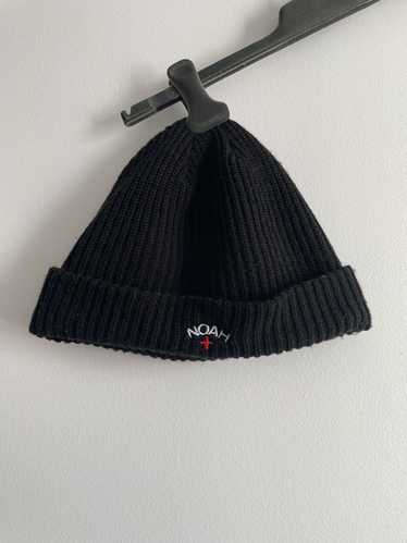 Noah rose beanie - Gem