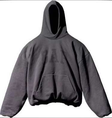 Yeezy gap logo shrunken - Gem