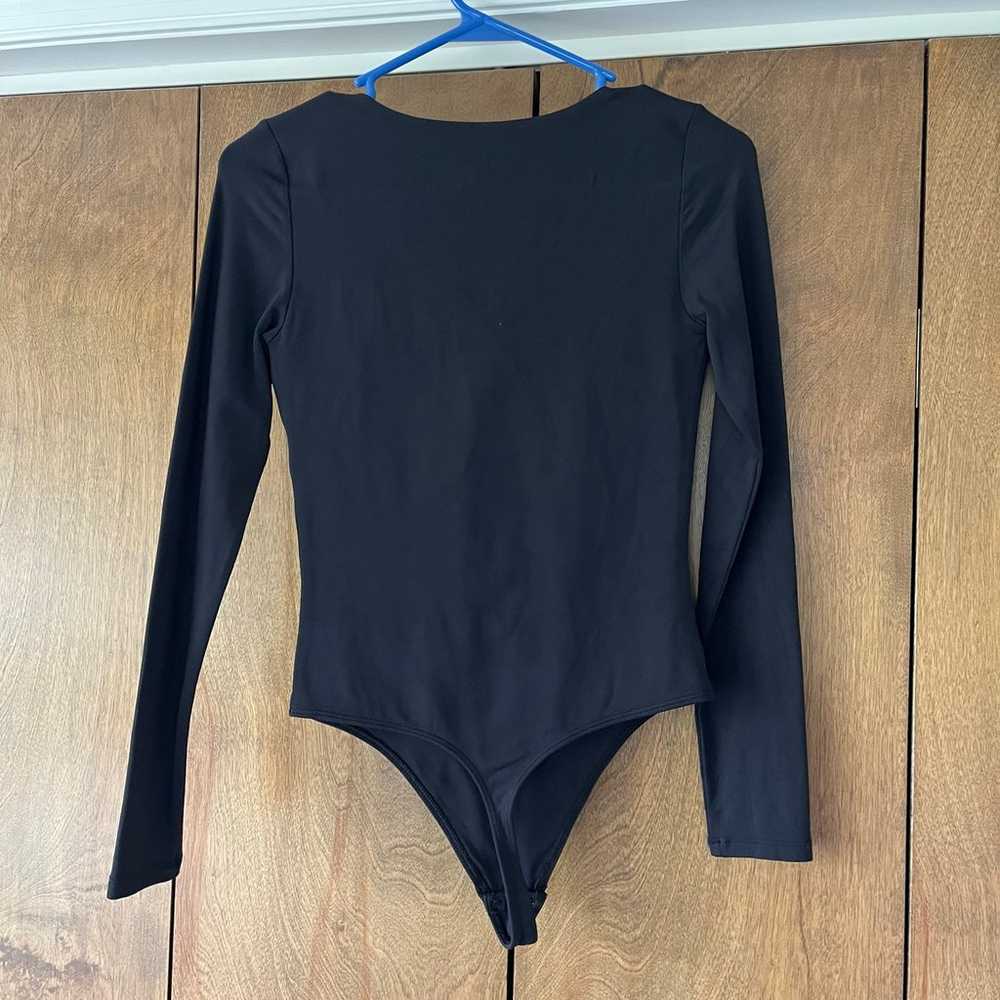 NEW Aritzia Contour Longsleeve bodysuit - image 3