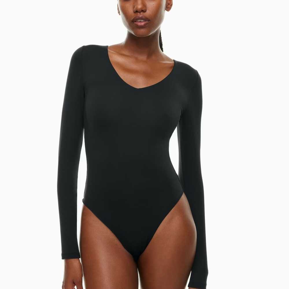 NEW Aritzia Contour Longsleeve bodysuit - image 4