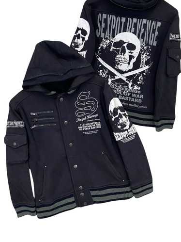 Revenge revenge varsity - Gem