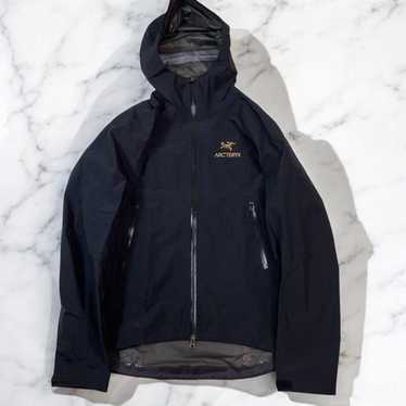 BEAMS別注 ARCTERYX Zeta SL gore-tex 24K ARC'TERYX - BEAMS別注 アークテリクス ZETA SL JACKET 24K Mの