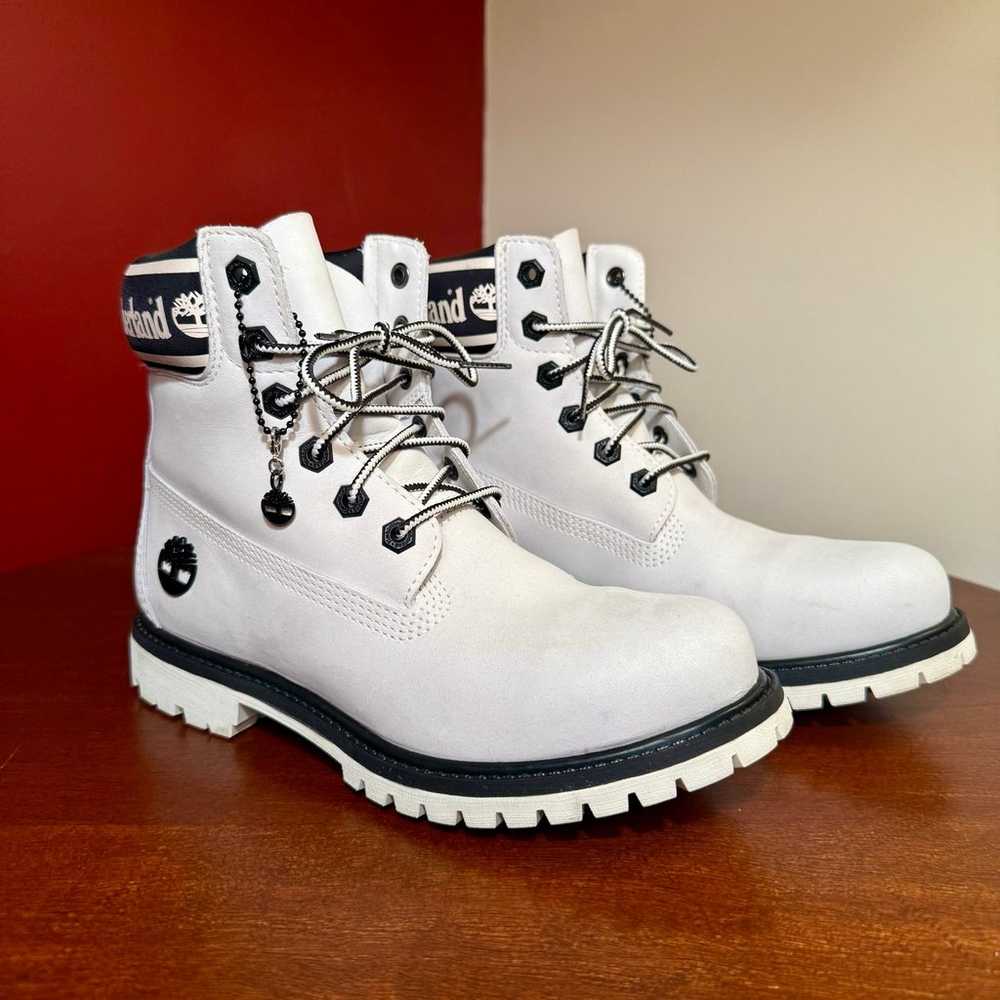 Women’s Timberland Premium 6-Inch White Leather Boots A24JJ Rare “Sample” Size 7