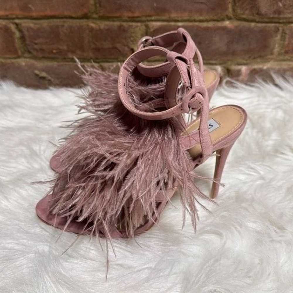 Steve Madden Women's Fefe Pink/Purple Feather Hee… - image 3