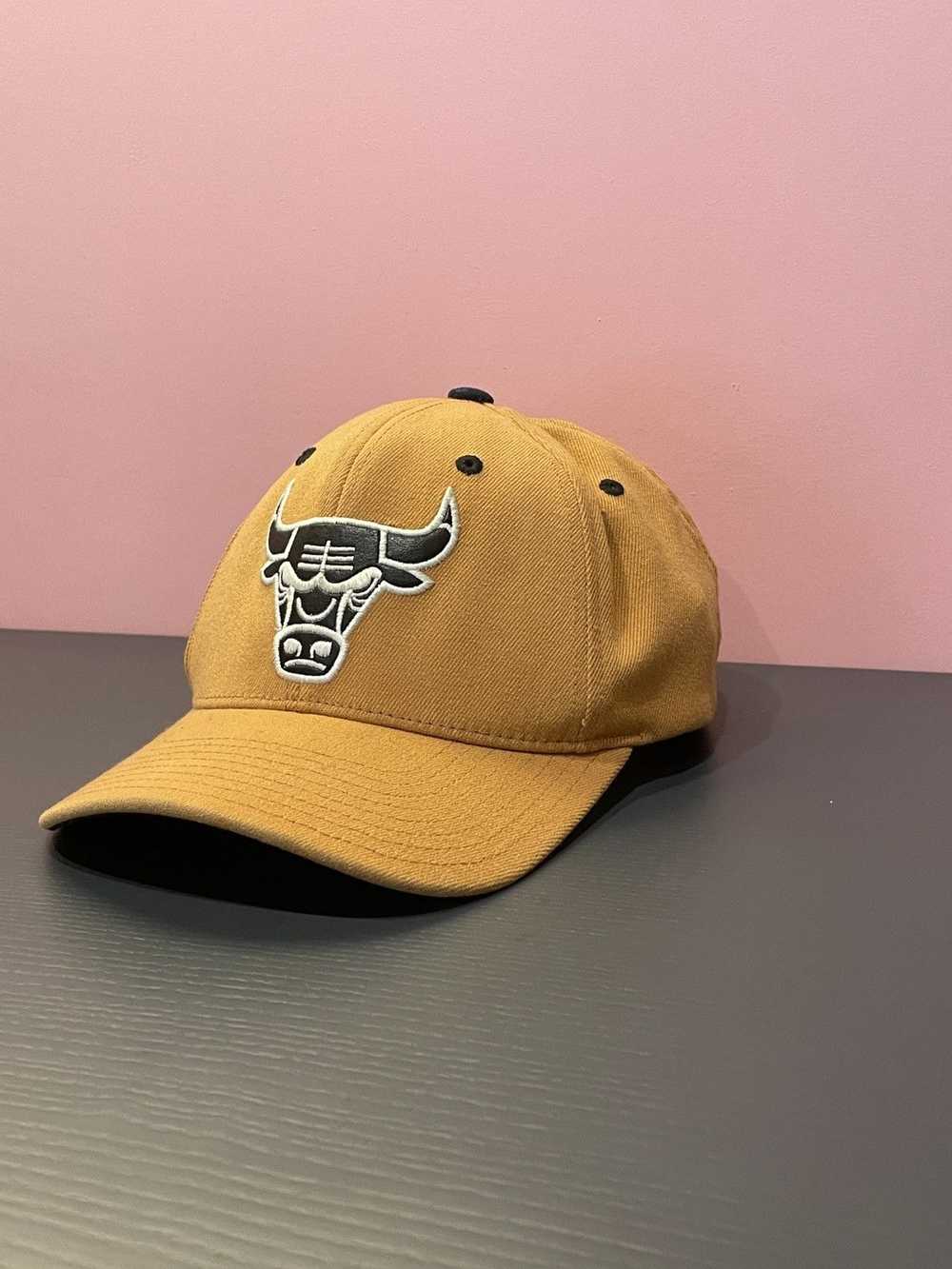NBA × Streetwear × Vintage Chicago Bulls «Mitchell & Ness» Vintage Cap