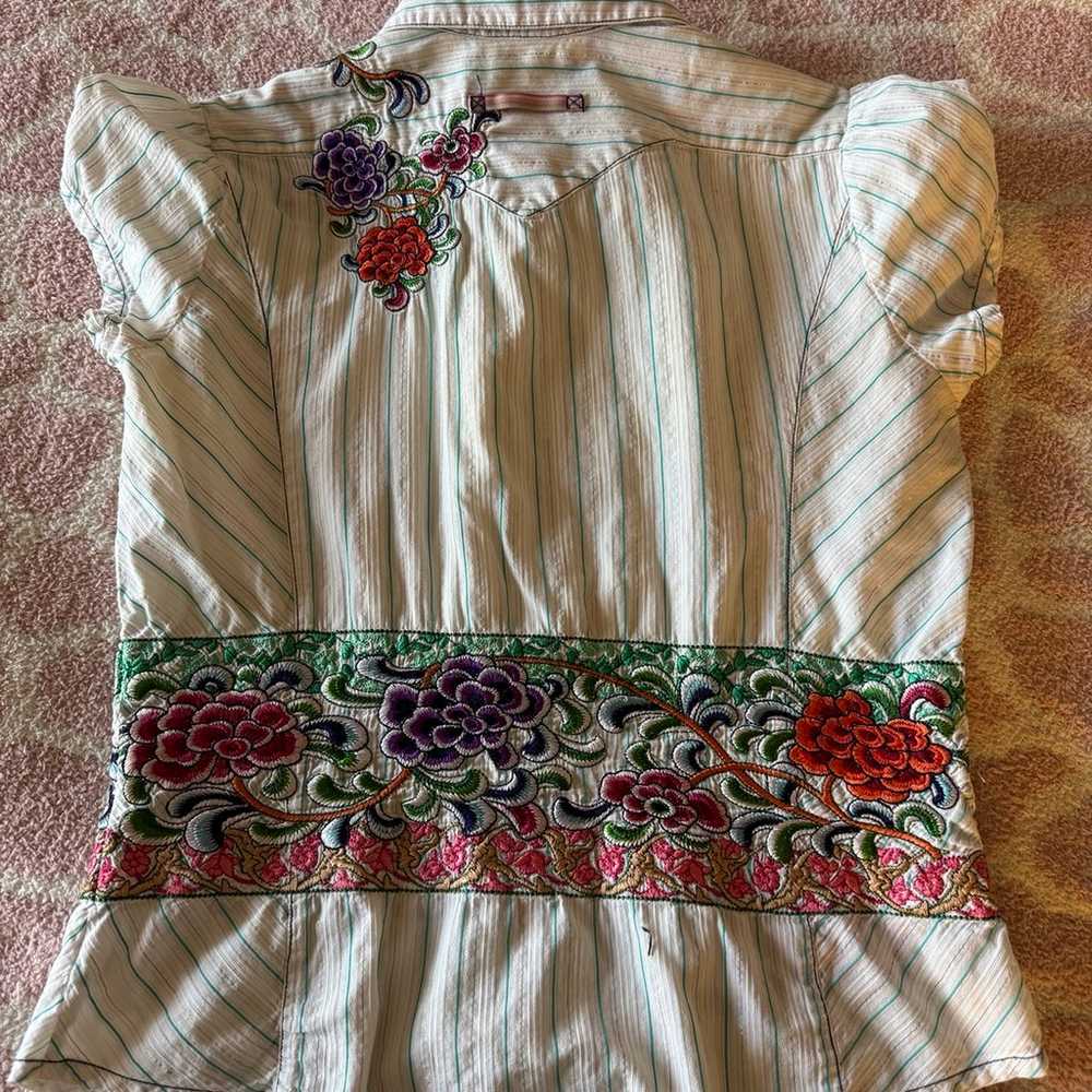 Johnny was floral embroidered women’s blouse shirt - image 2