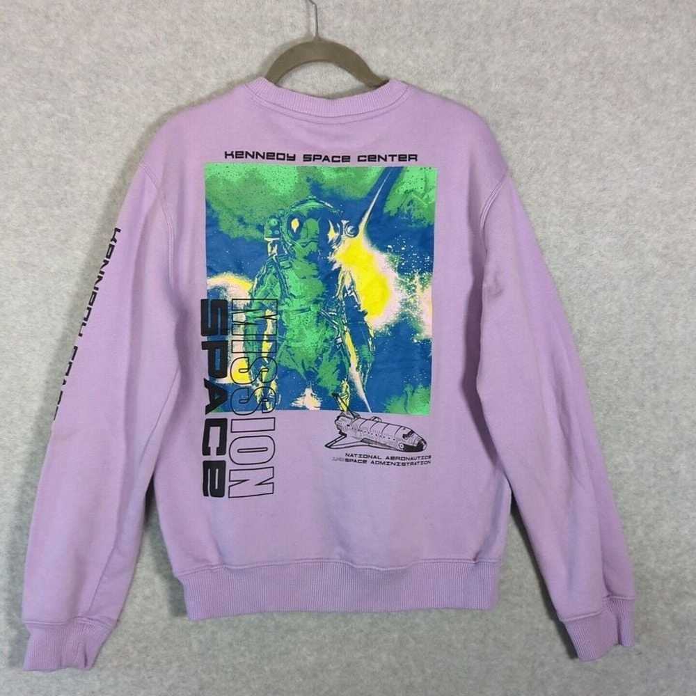 Hyper Space NASA Kennedy Center Graphic Pull Over… - image 1