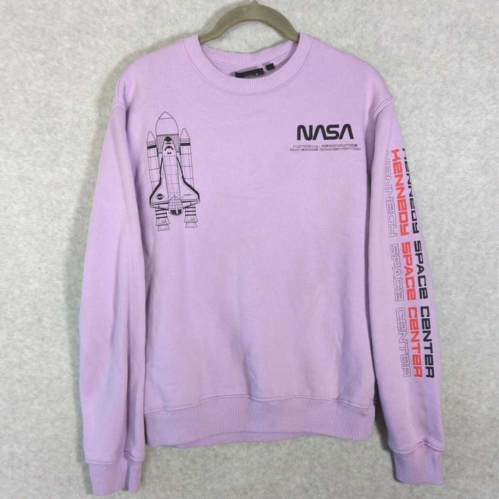 Hyper Space NASA Kennedy Center Graphic Pull Over… - image 2