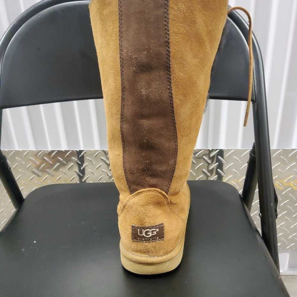 Uggs 5230 Size 7 - image 10