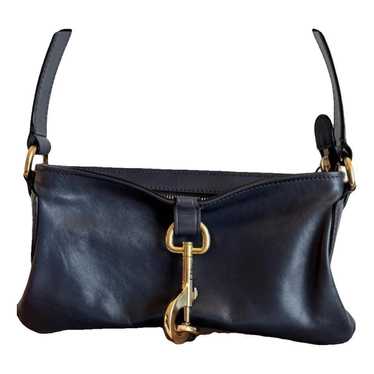 Chloe kerala - Gem Chloe kerala - Gem