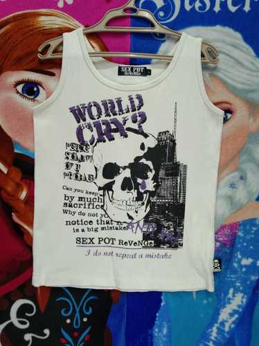 Sex pot revenge tops - Gem
