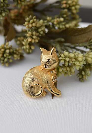 antique cat ୨୧ * 小さな エメラルド色のリボンの 猫ちゃん