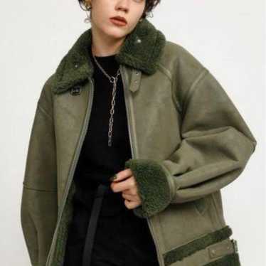 Moussy by sly bomber - Gem