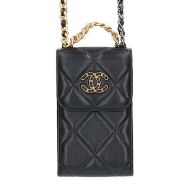 【CHANEL】シャネル19フォンケース★ 19 phone bag★携帯ケース シャネル シャネル19 ラムスキン チェーンショルダーバッグ