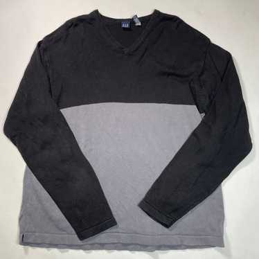 Vintage y2k gap v- - Gem