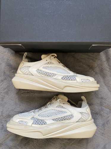 スニーカー ALYX White Leather Hiking Sneakers 1017 ALYX 9SM Men's Hiking Boot With Vibram Sole White Low
