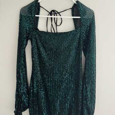 Emeral green long sleeve sequin dress - image 1