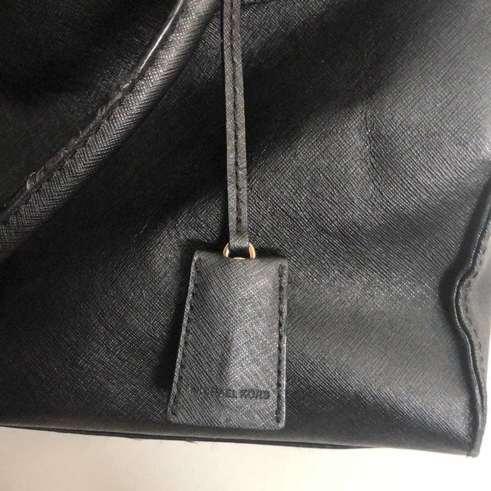 Michael Kors Leather handbag - image 9