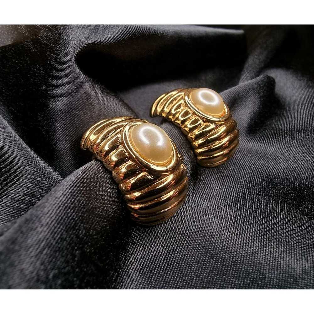 Kenneth Jay Lane Earrings - image 3