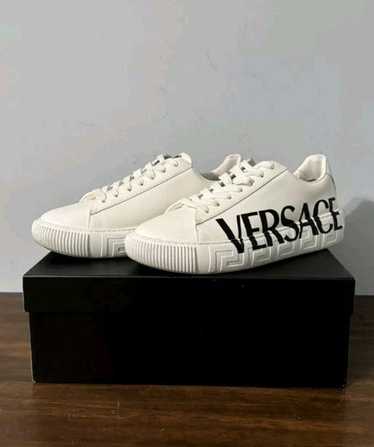★オシャレ★【VERSACE】メデューサ スニーカー VERSACE ヴェルサーチ スリッポン スニーカー 靴 バロック柄